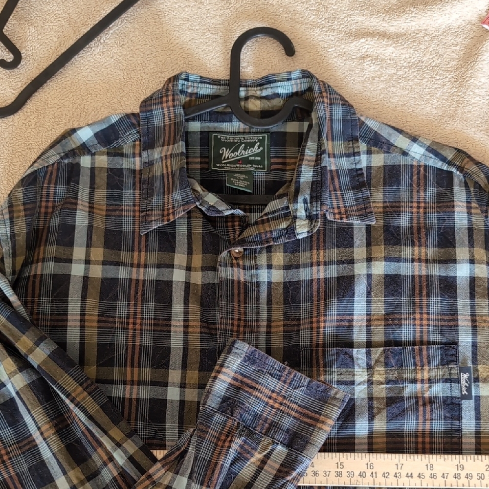 Woolrich Navy and Tan Plaid Shirt